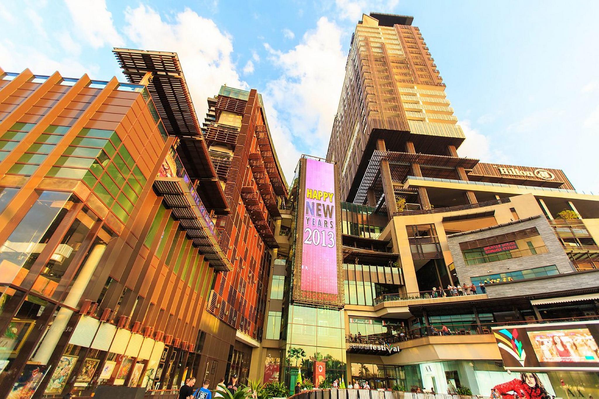 Nơi tham quan gần đây