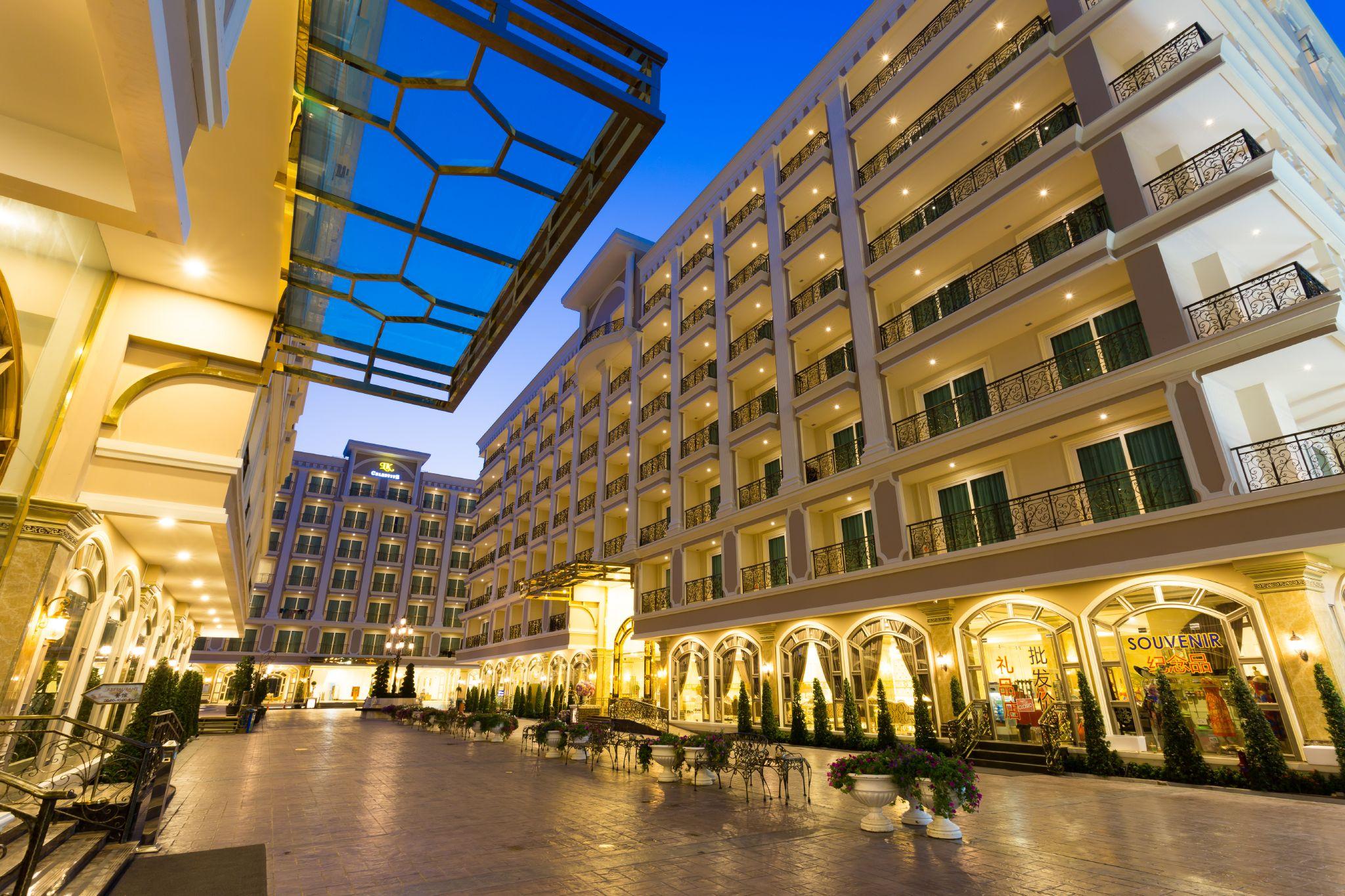 Ngoại cảnh khách sạn