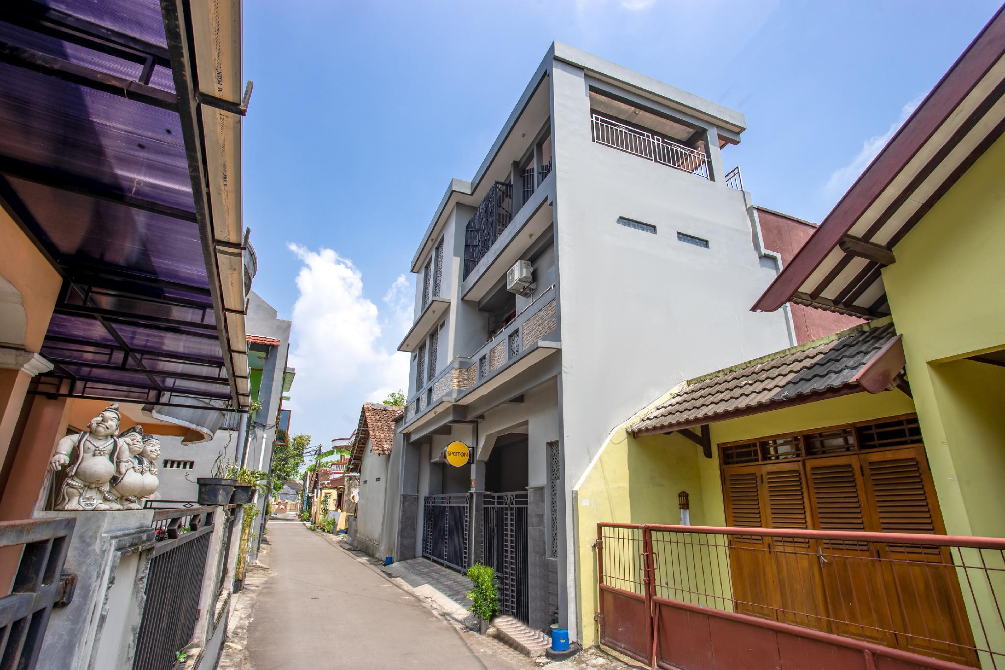 Ngoại cảnh khách sạn