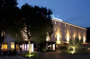 Ngoại cảnh khách sạn