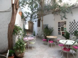 Khu vực xung quanh