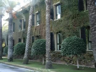 Ngoại cảnh khách sạn