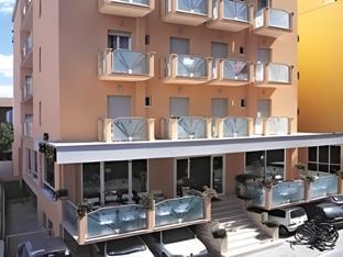 Ngoại cảnh khách sạn