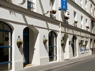 Ngoại cảnh khách sạn