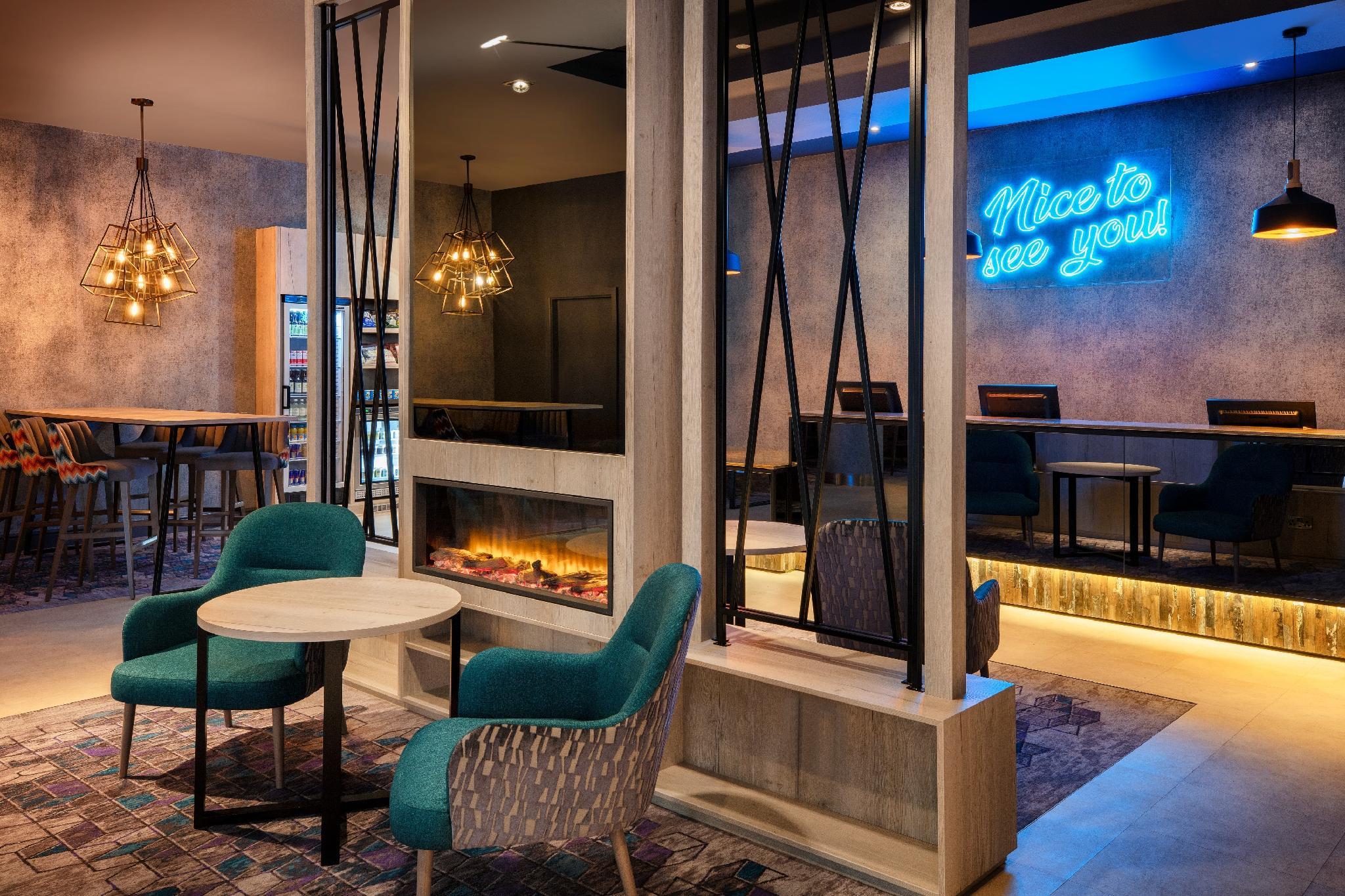 Ngoại cảnh khách sạn