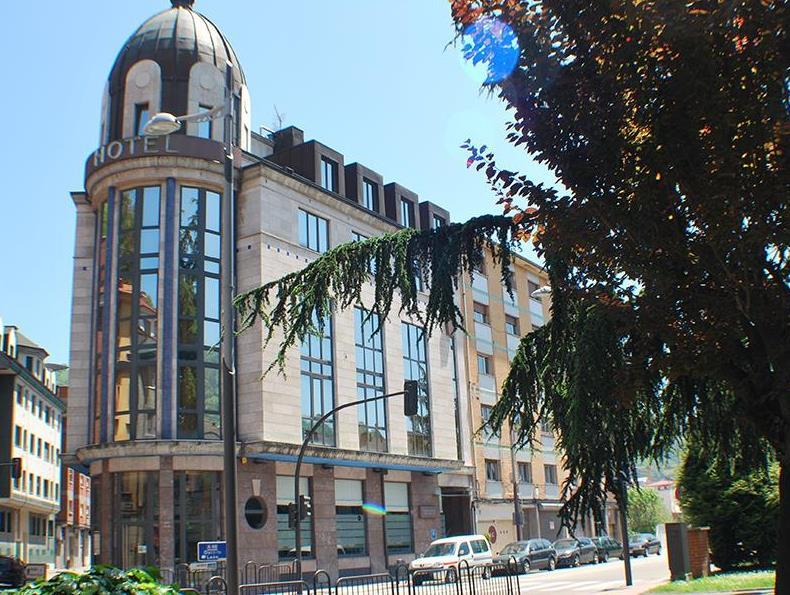 Ngoại cảnh khách sạn