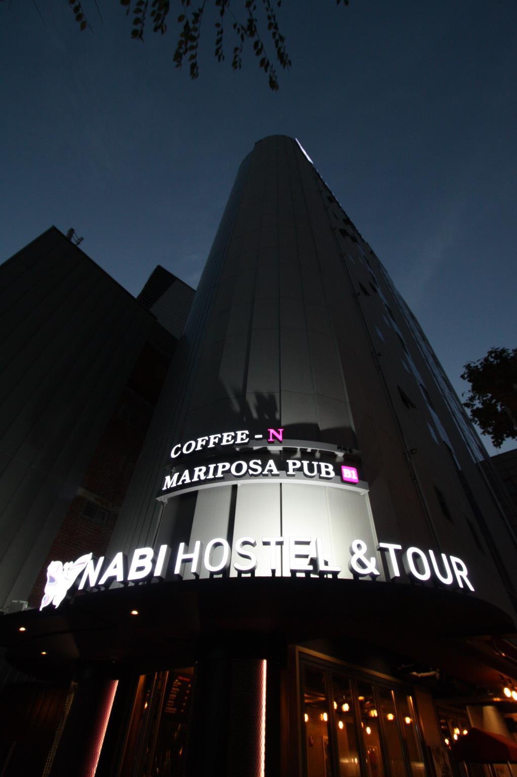 Ngoại cảnh khách sạn