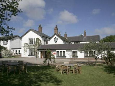 Ngoại cảnh khách sạn