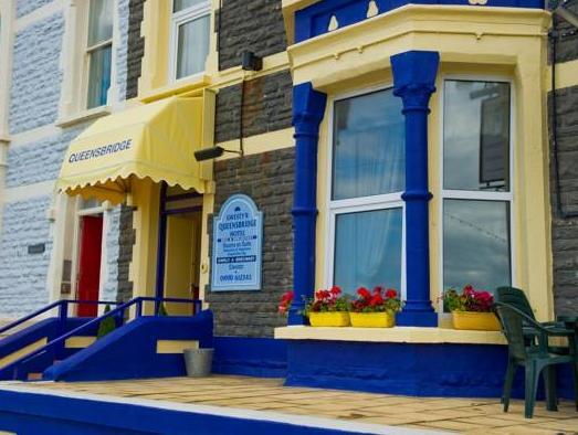 Ngoại cảnh khách sạn