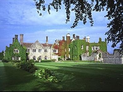 Khu vực xung quanh