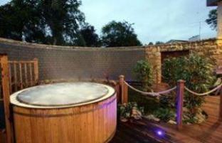 Bồn tắm nước nóng