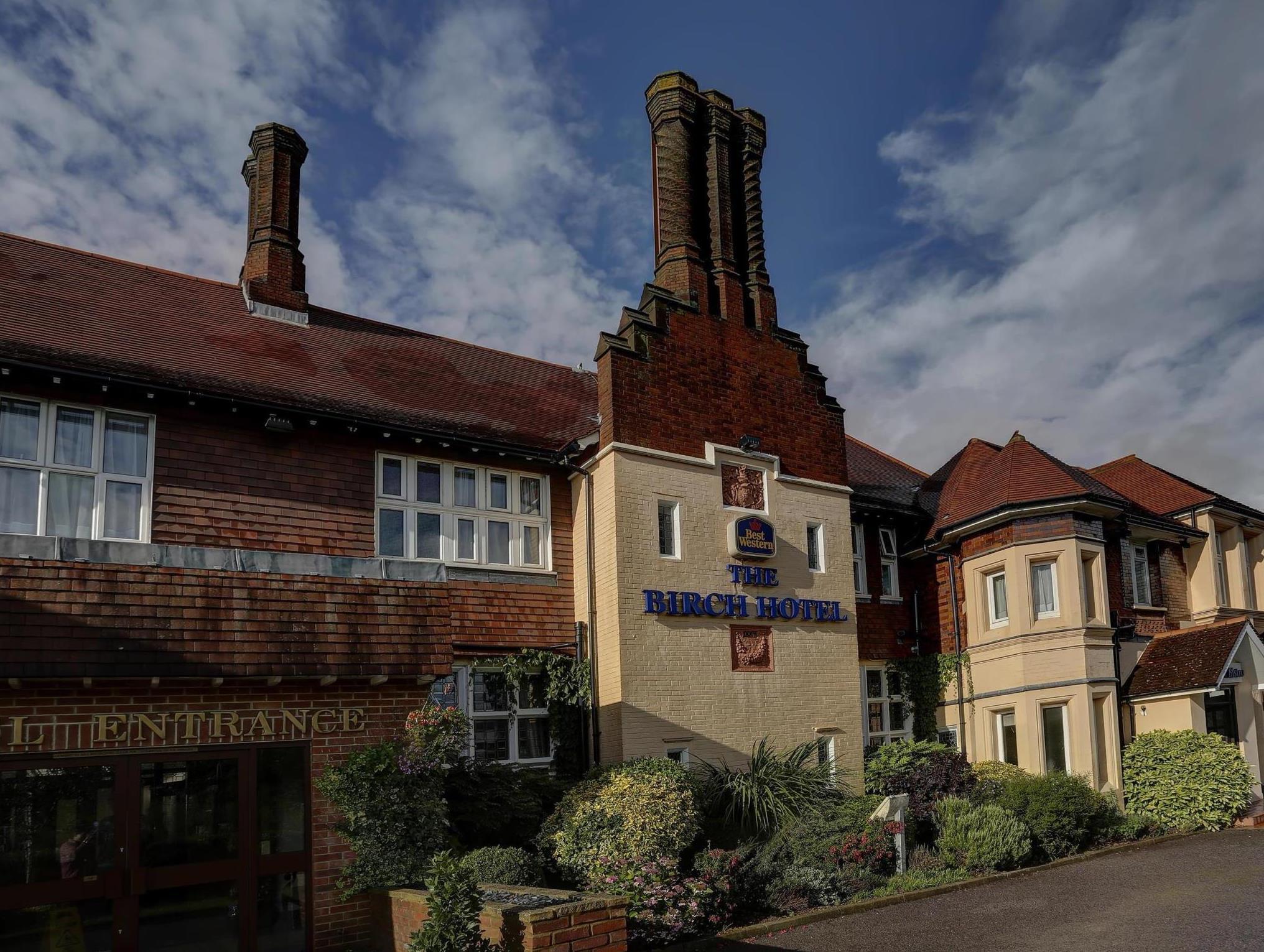 Ngoại cảnh khách sạn