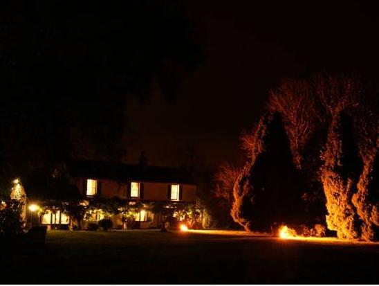 Ngoại cảnh khách sạn