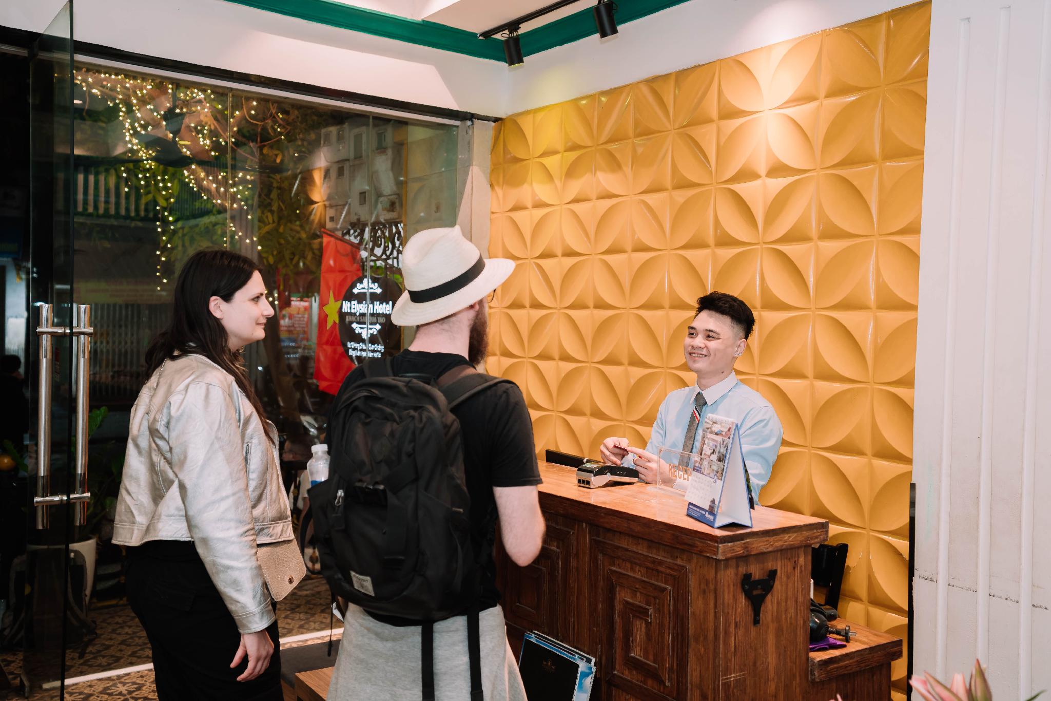 Tiện nghi (Phòng khách)