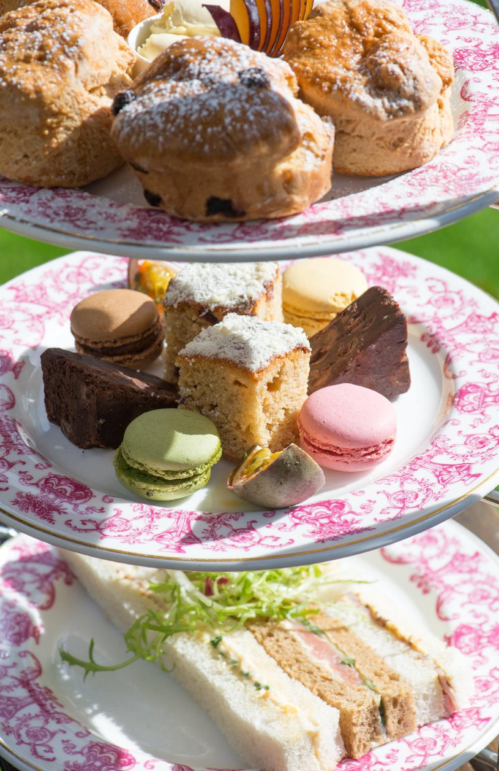 Đồ ăn và thức uống