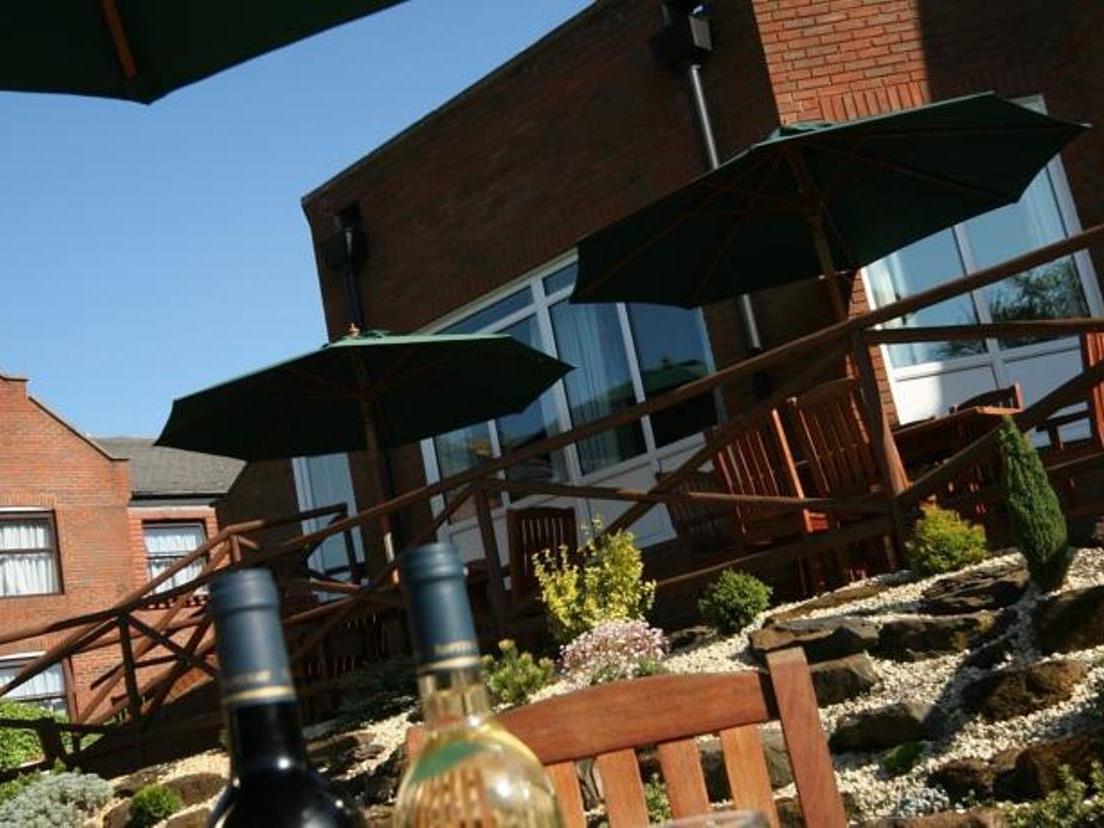 Ngoại cảnh khách sạn