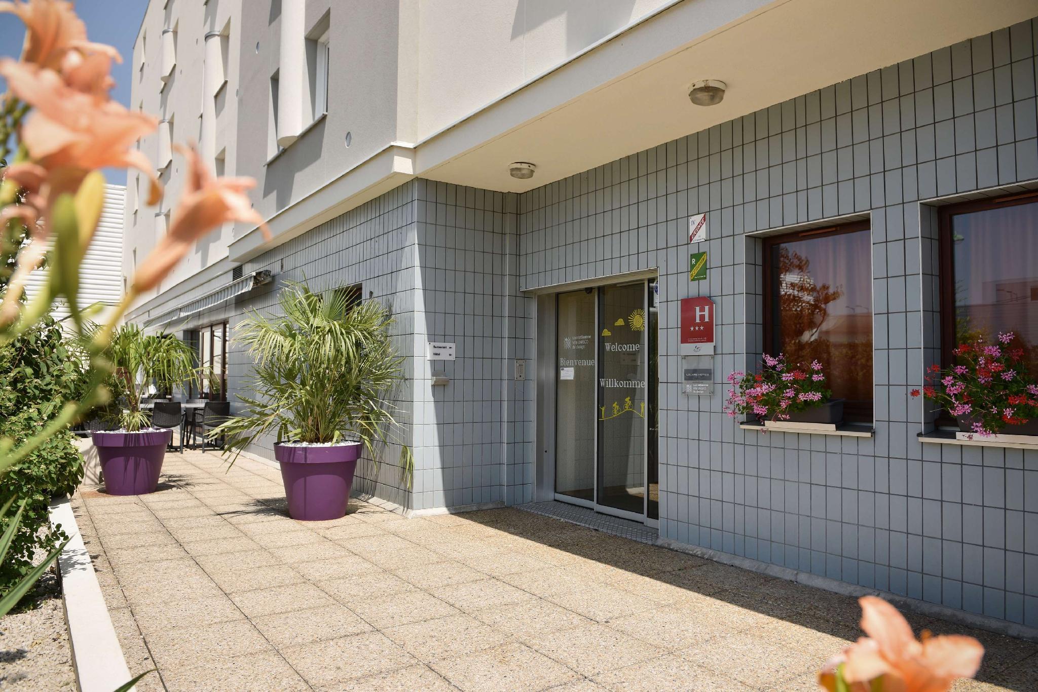 Ngoại cảnh khách sạn