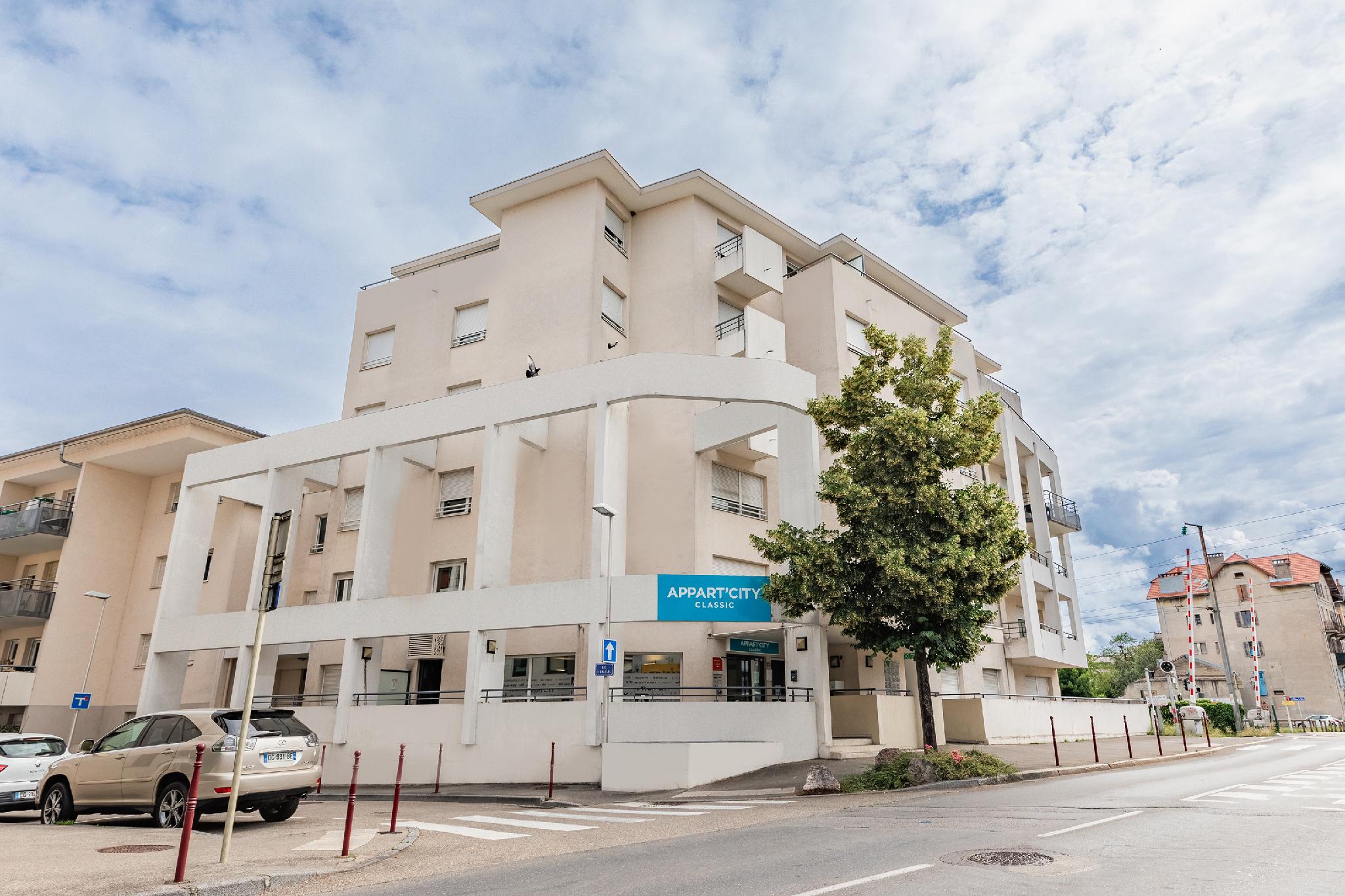 Ngoại cảnh khách sạn