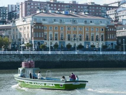 Ngoại cảnh khách sạn