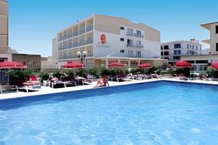 Ngoại cảnh khách sạn