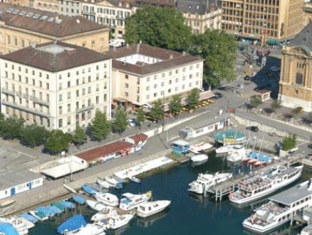 Ngoại cảnh khách sạn