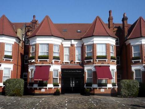 Ngoại cảnh khách sạn