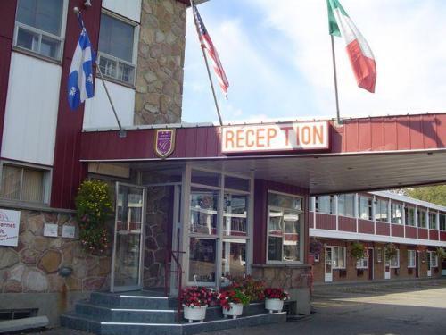 Ngoại cảnh khách sạn