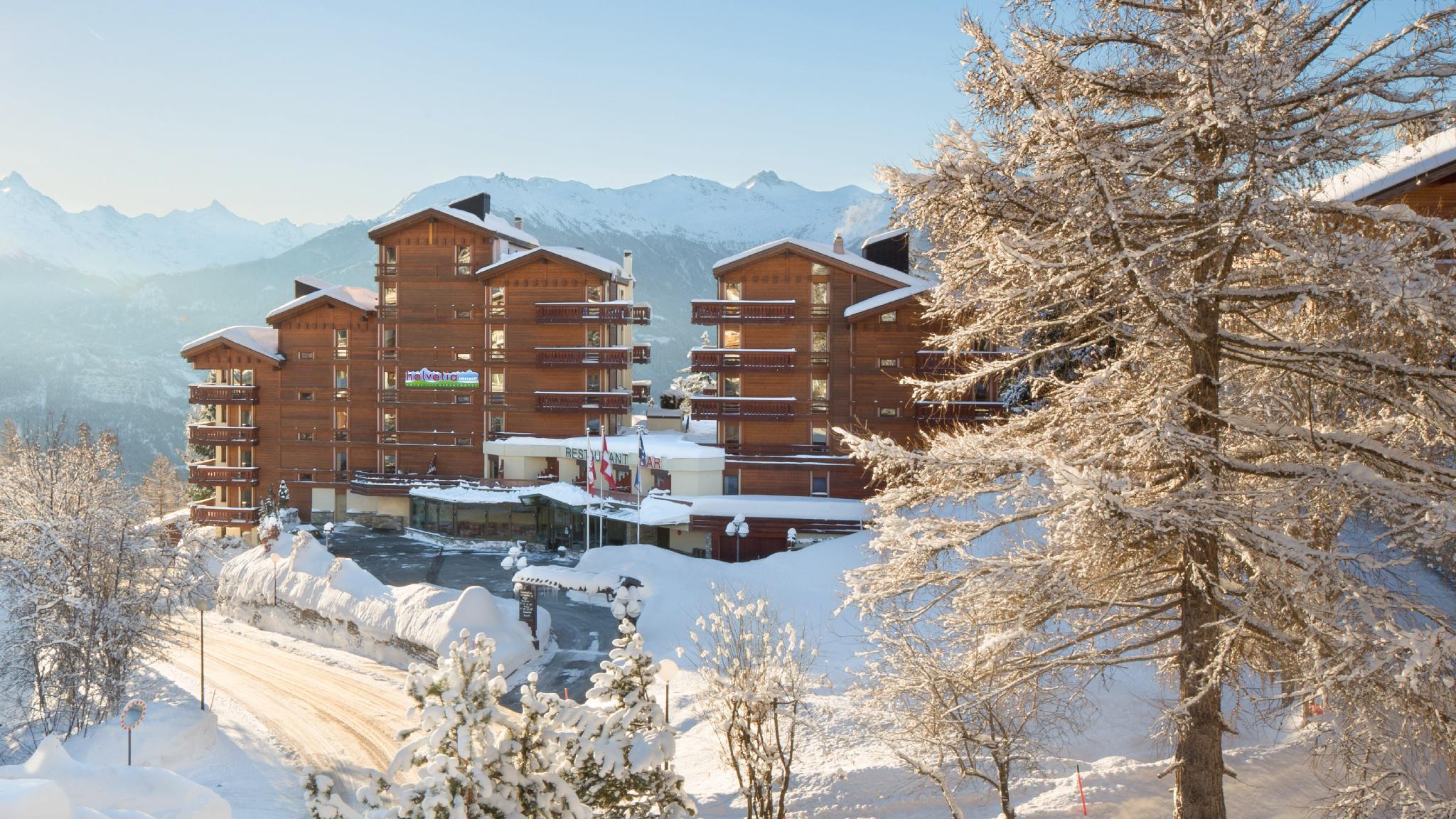 Ngoại cảnh khách sạn