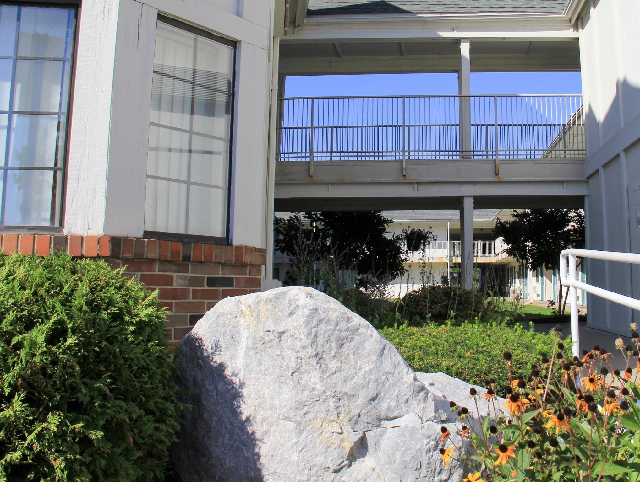 Ngoại cảnh khách sạn