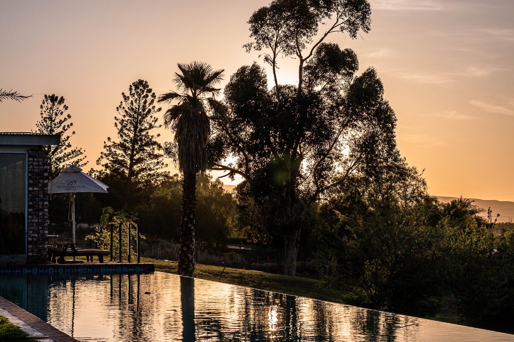 Ngoại cảnh khách sạn