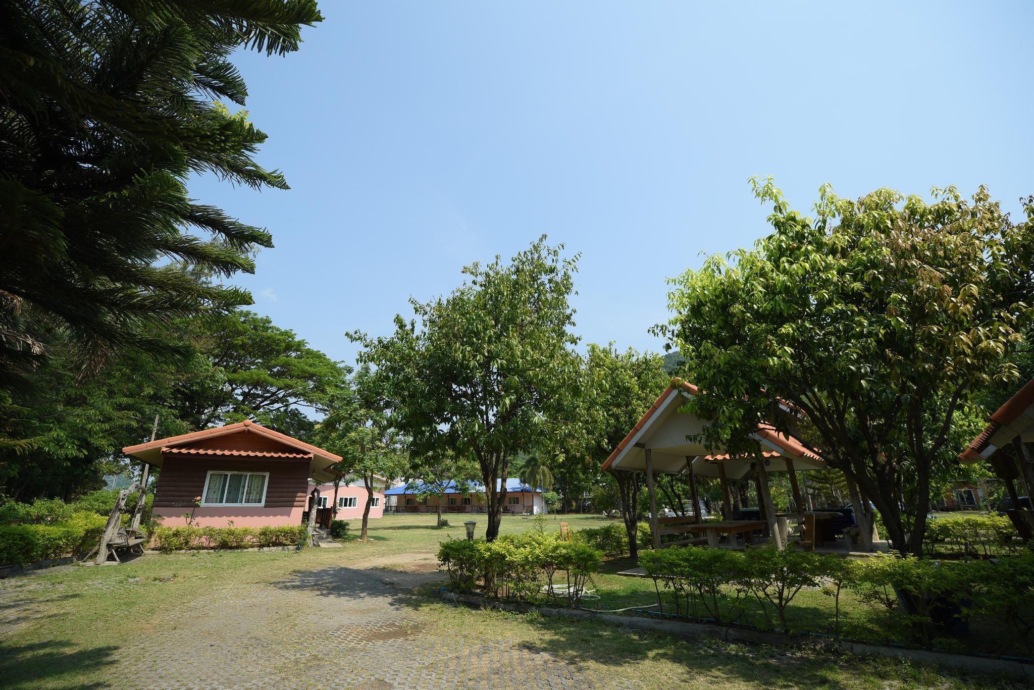 Ngoại cảnh khách sạn