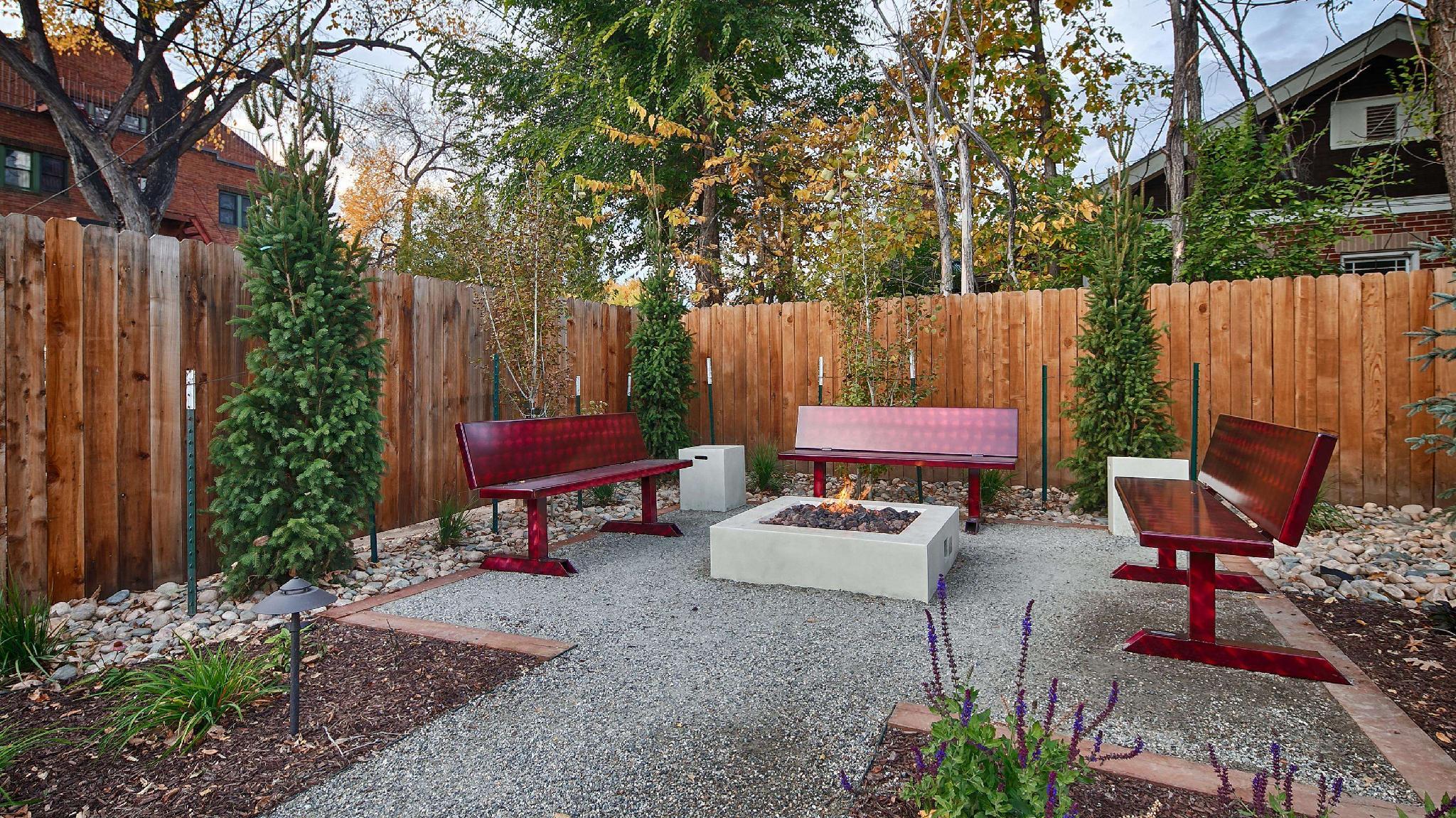 Ngoại cảnh khách sạn