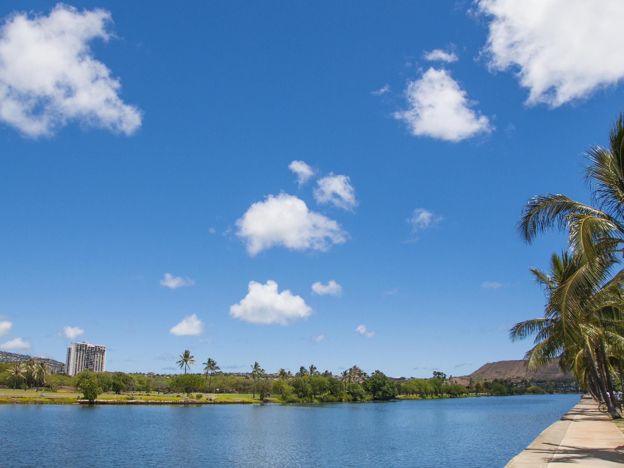 Khu vực xung quanh