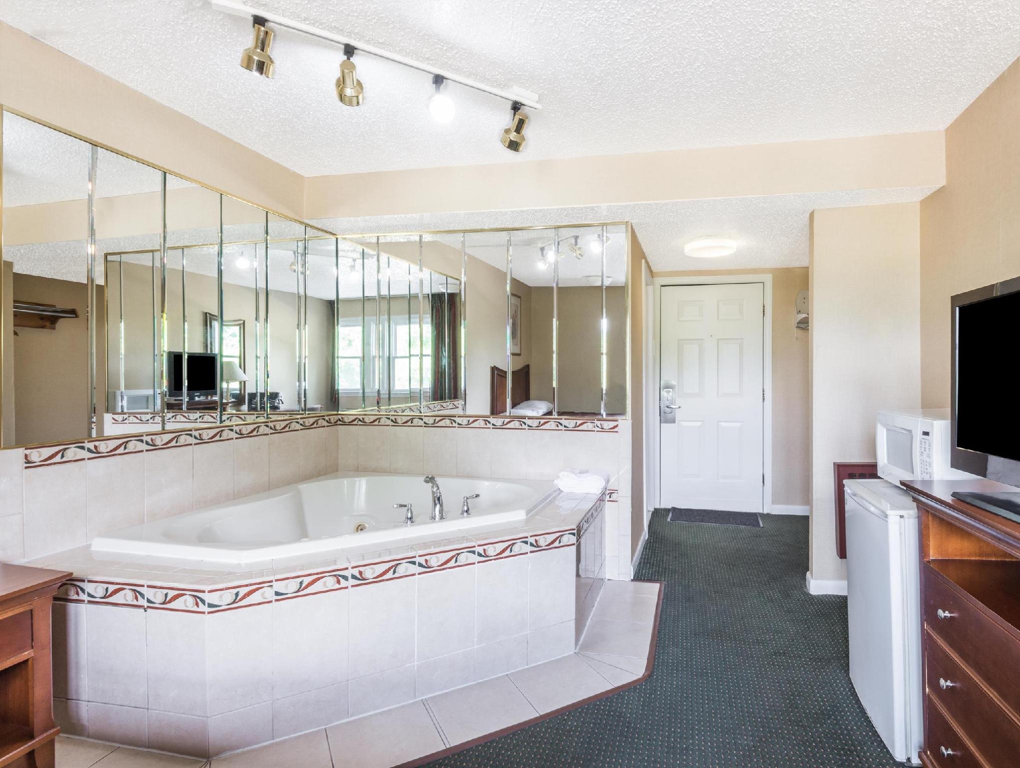 Bồn tắm nước nóng