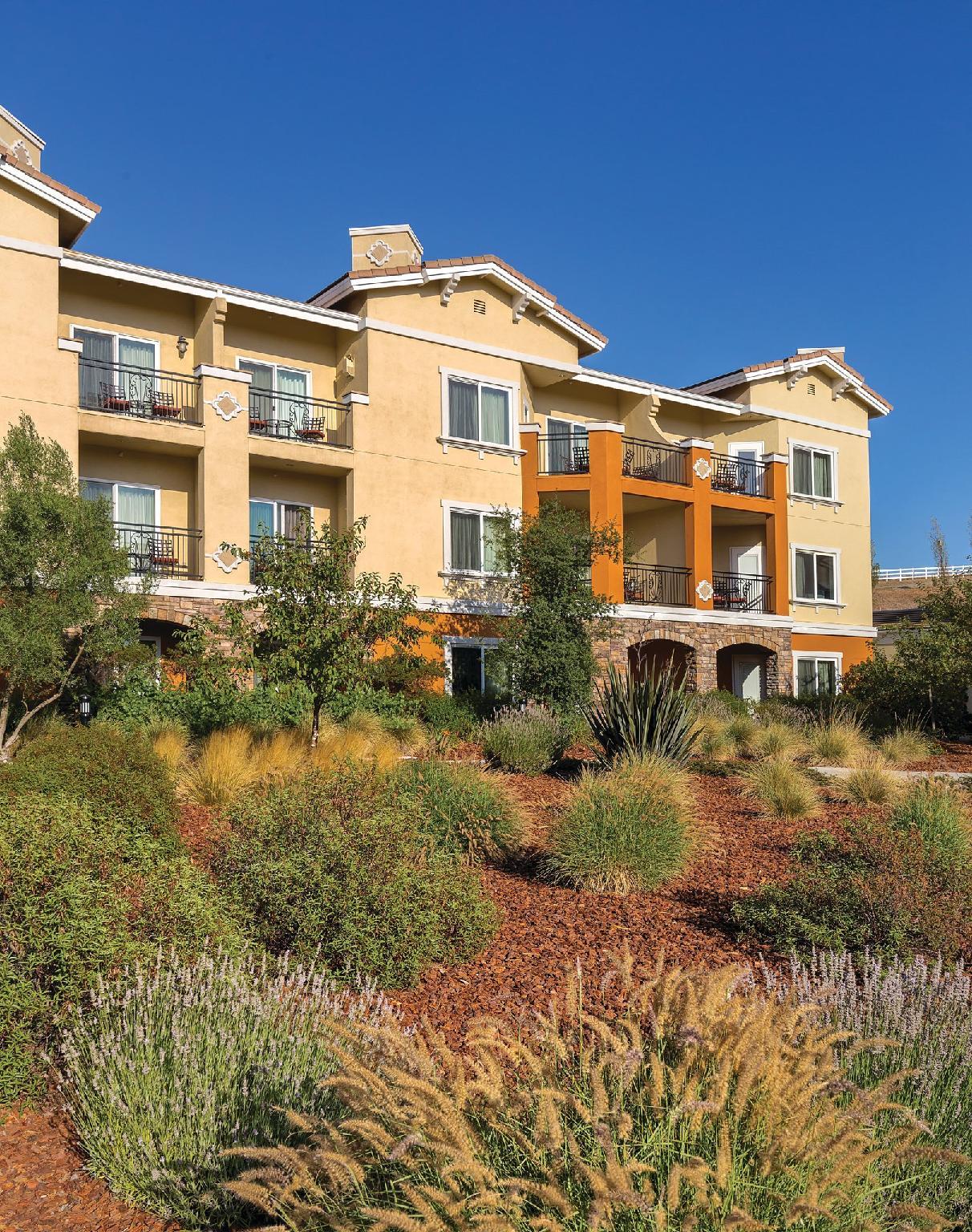 Ngoại cảnh khách sạn