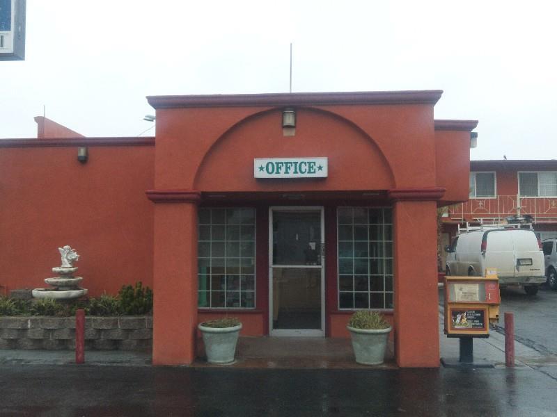 Ngoại cảnh khách sạn