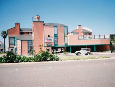 Ngoại cảnh khách sạn