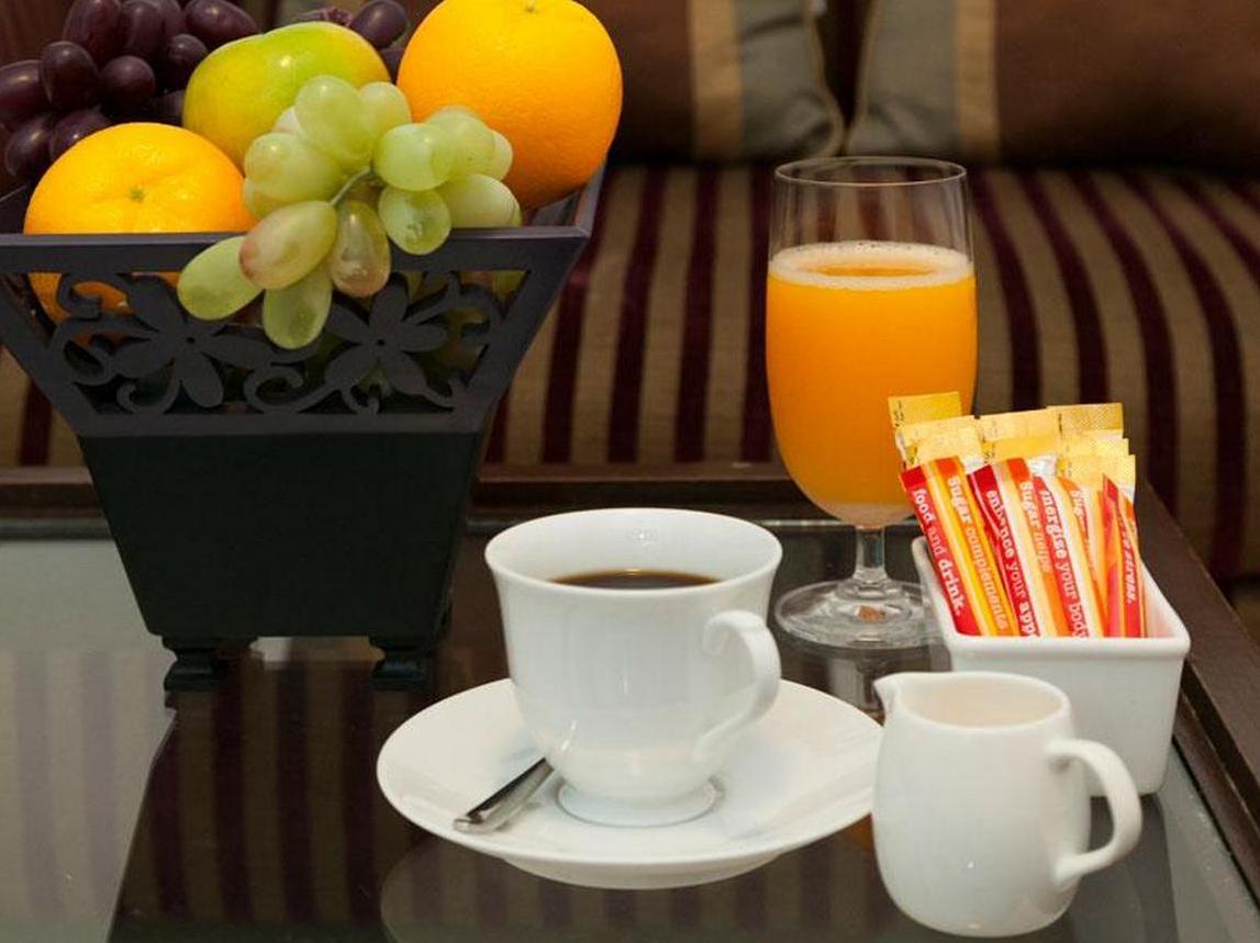 Đồ ăn và thức uống