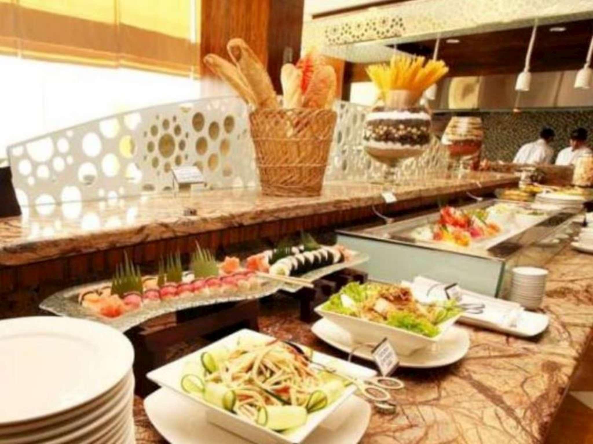 Đồ ăn và thức uống