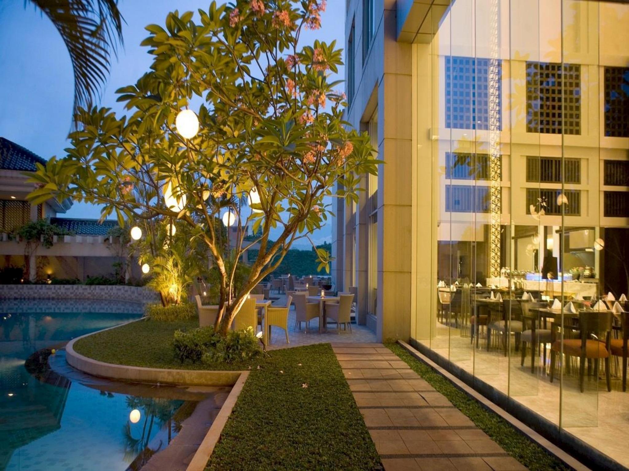 Ngoại cảnh khách sạn