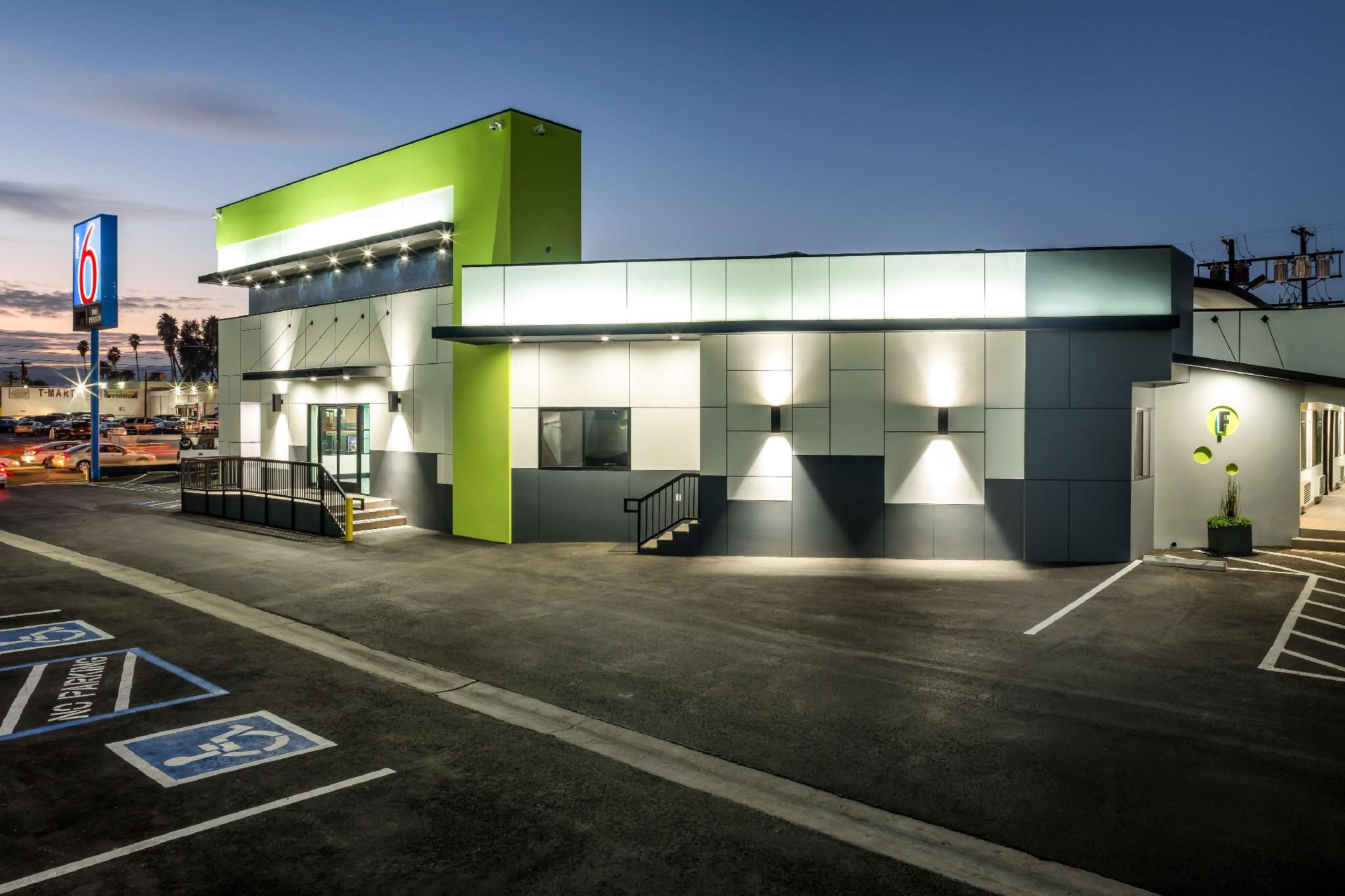 Ngoại cảnh khách sạn