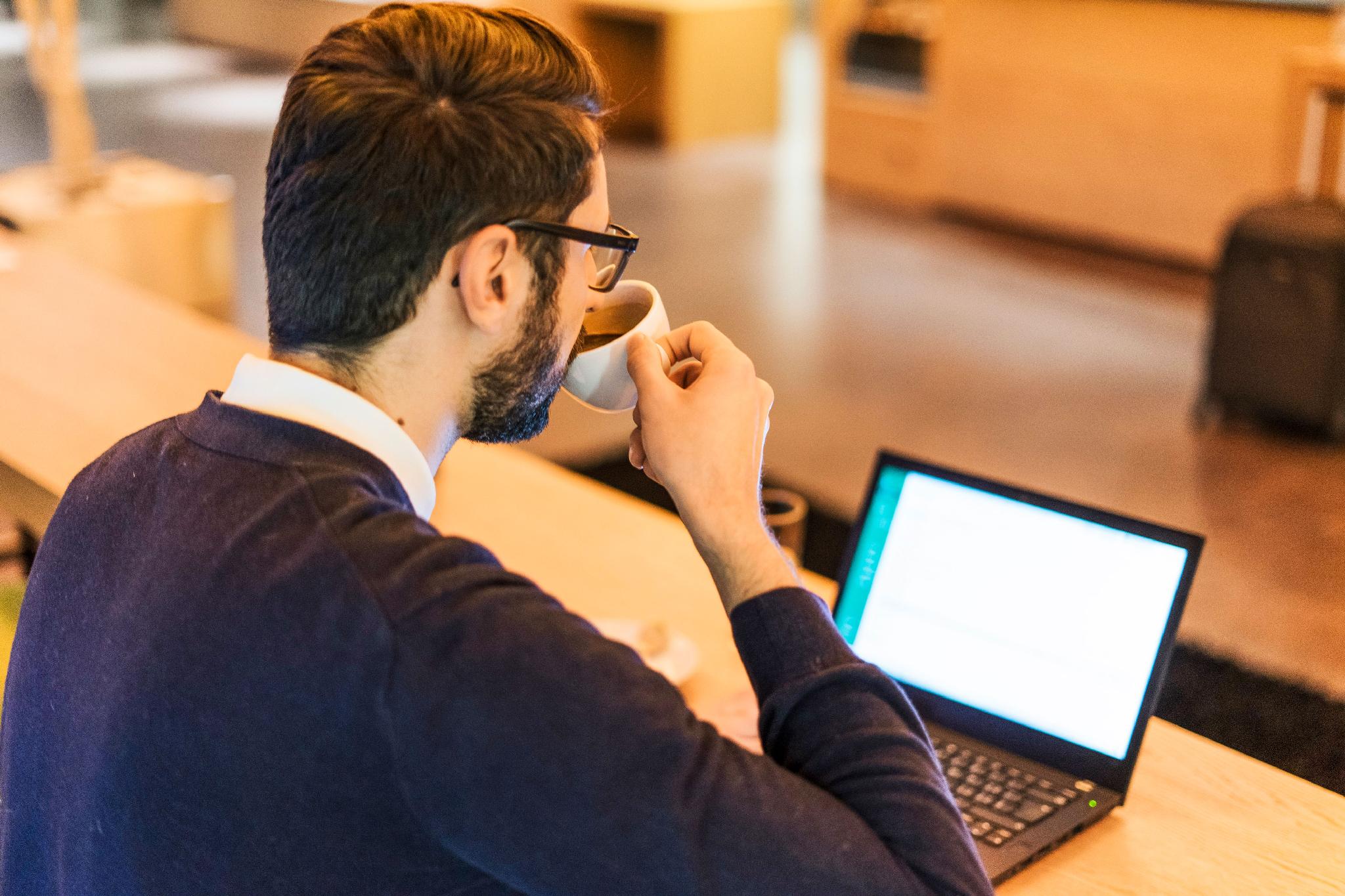 Trung tâm hội nghị