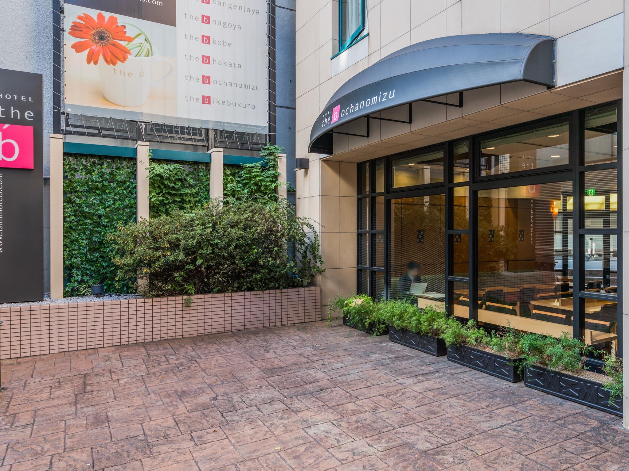 Ngoại cảnh khách sạn