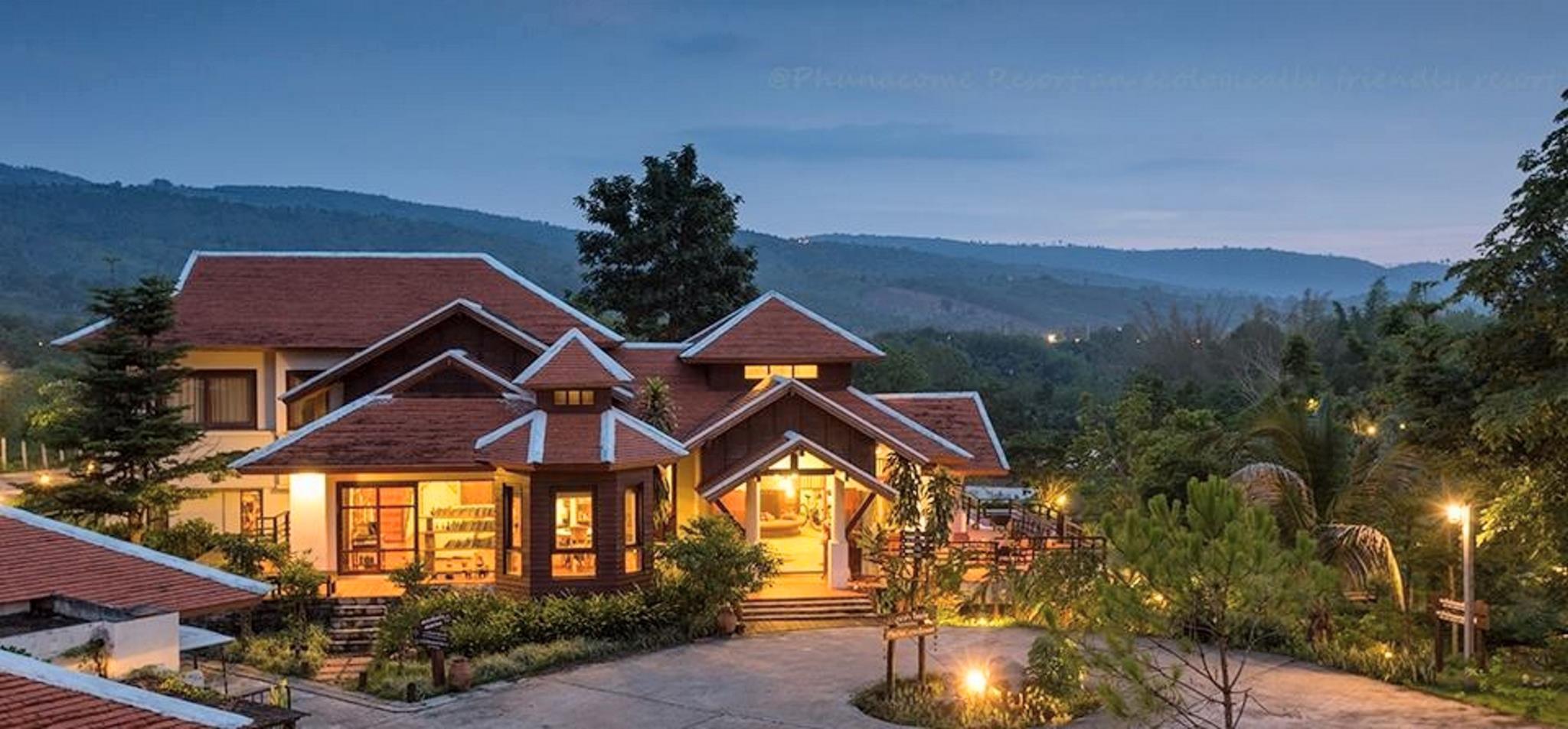 Ngoại cảnh khách sạn