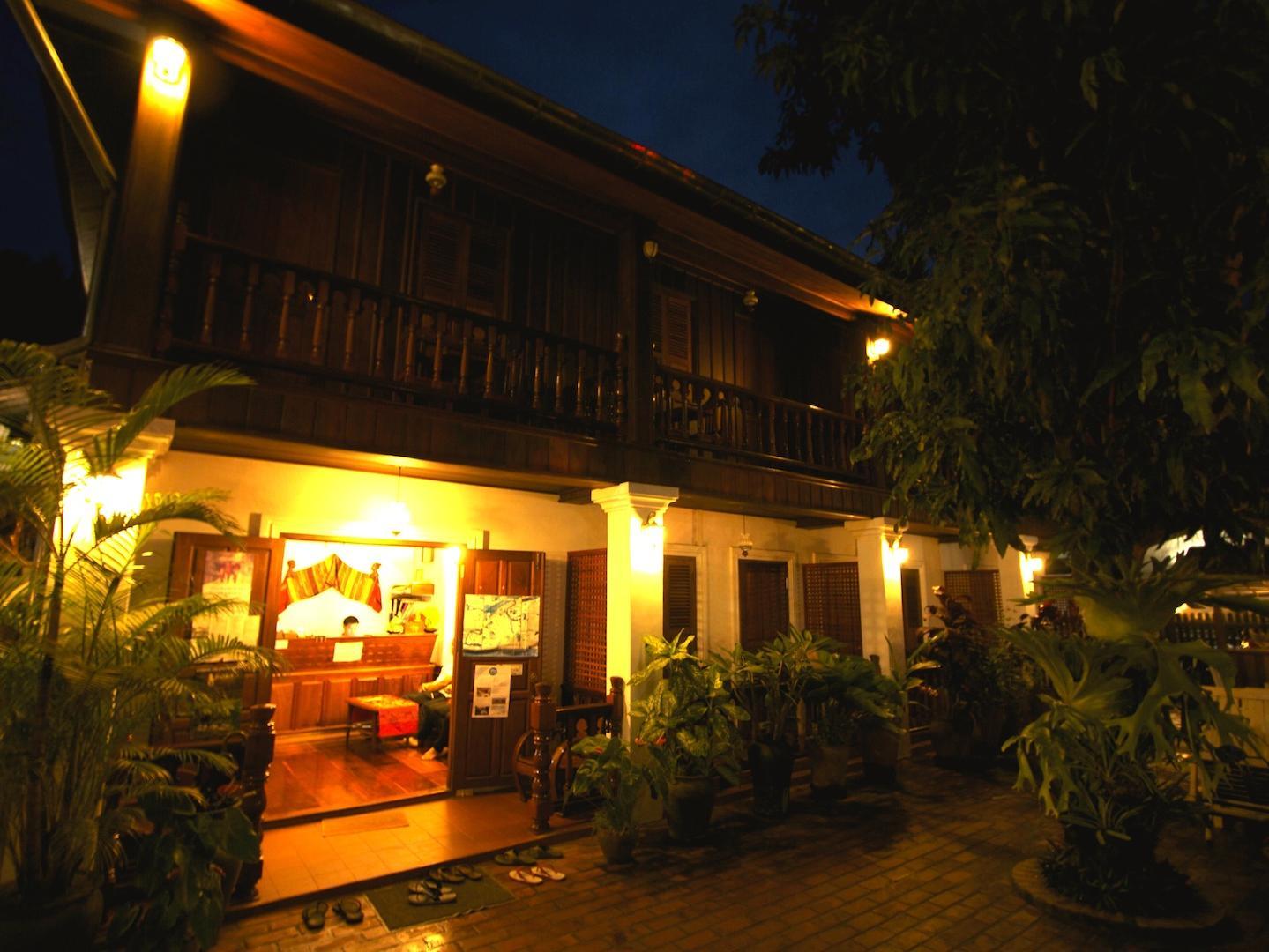 Ngoại cảnh khách sạn