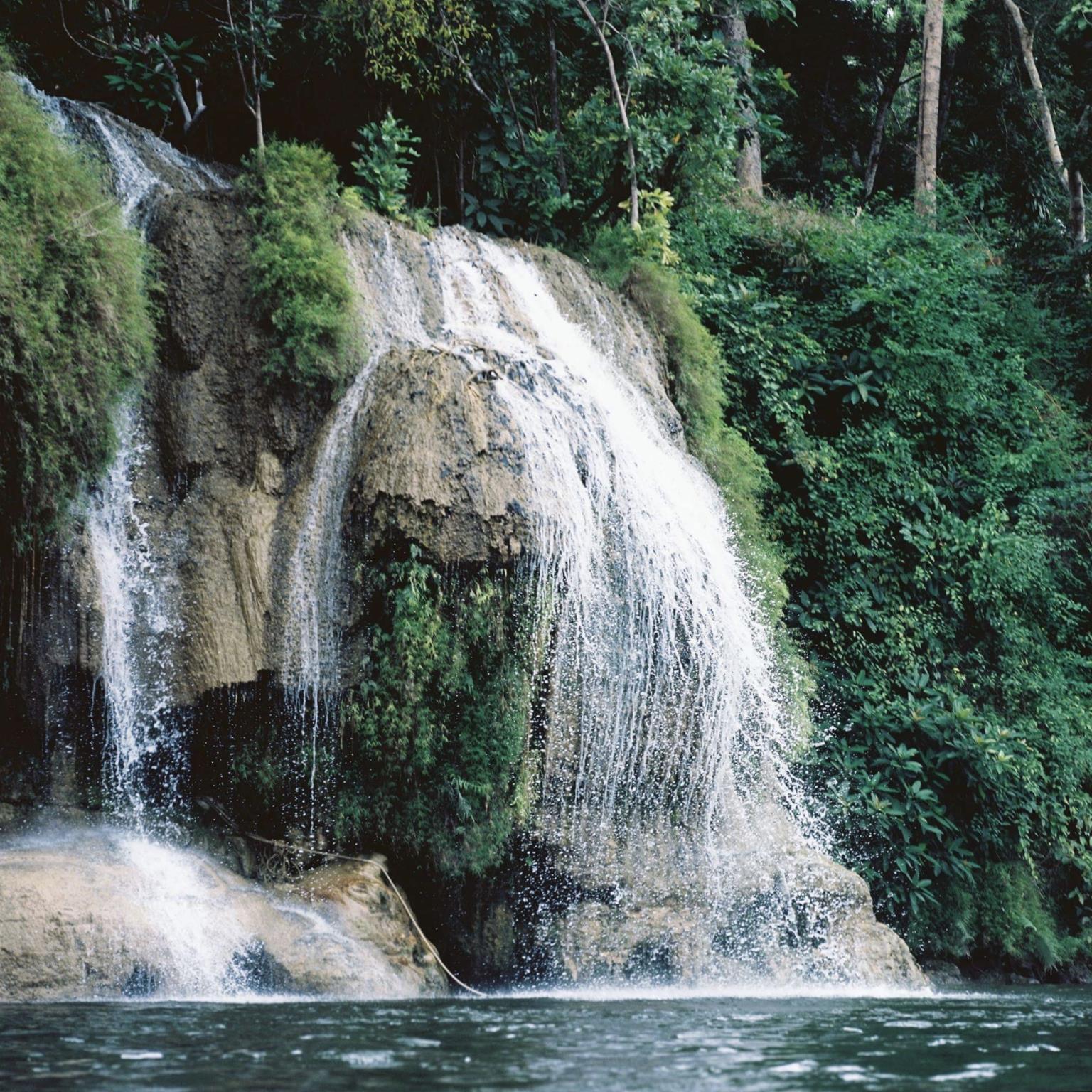 Nơi tham quan gần đây