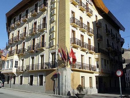 Ngoại cảnh khách sạn