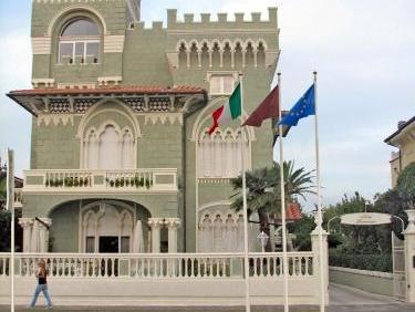 Ngoại cảnh khách sạn