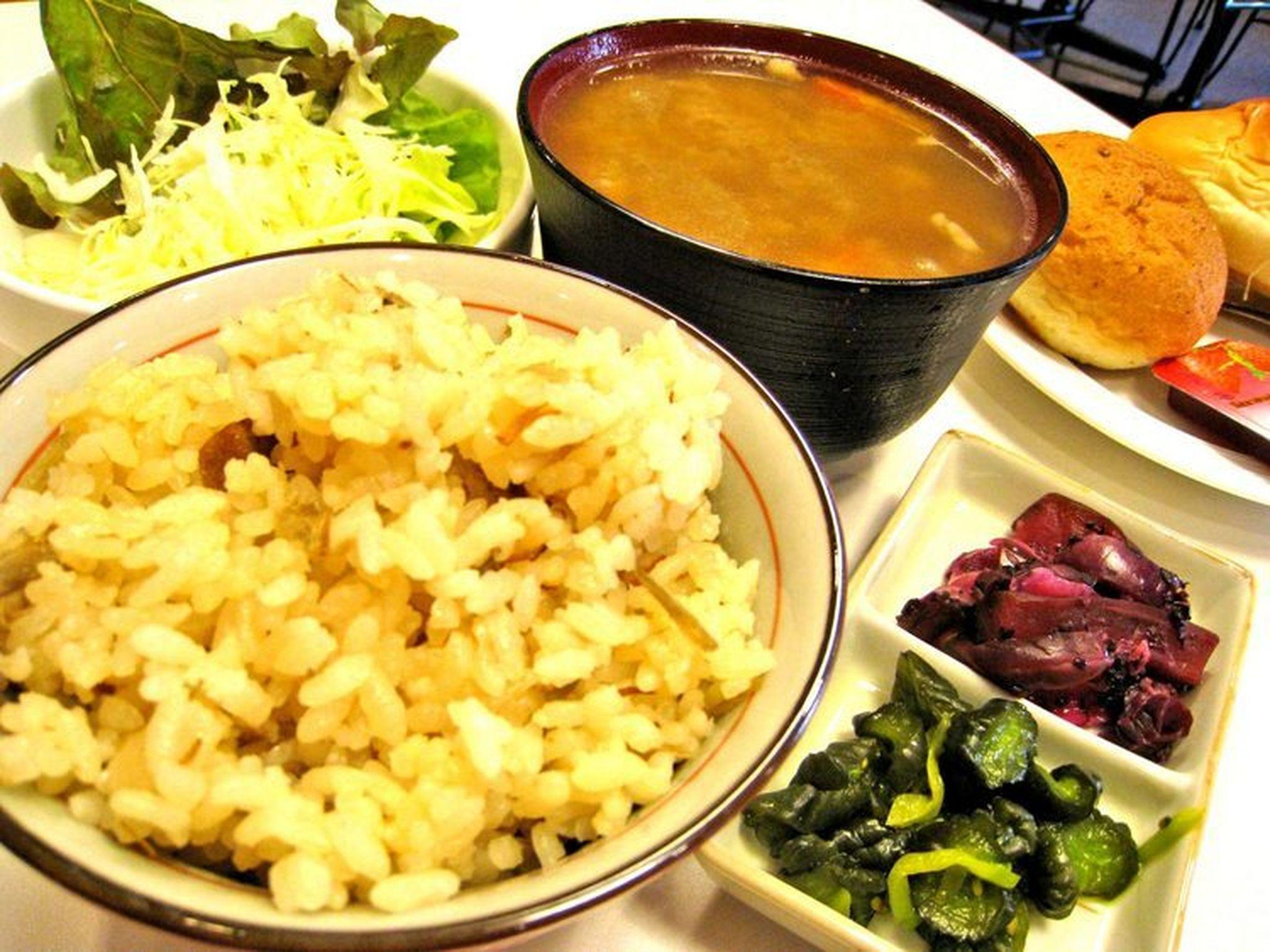 Đồ ăn và thức uống