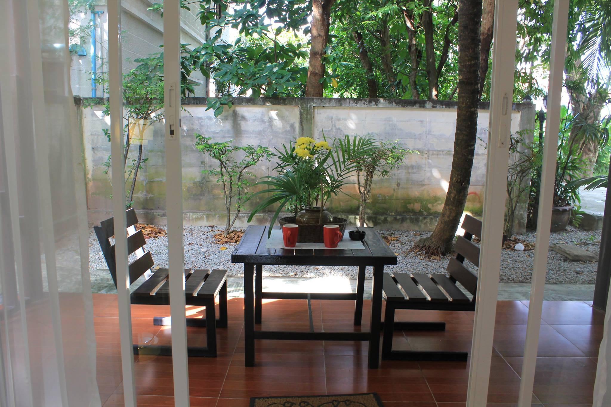 Ngoại cảnh khách sạn